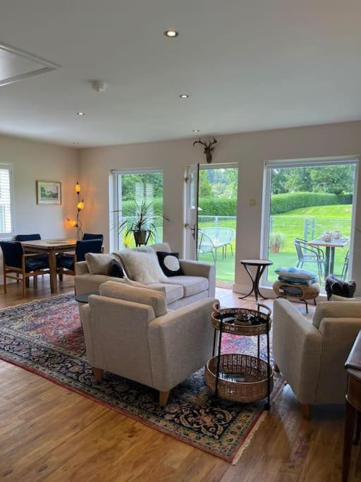 Adorable One Bedroom Apartment With Balcony Newtownards Extérieur photo
